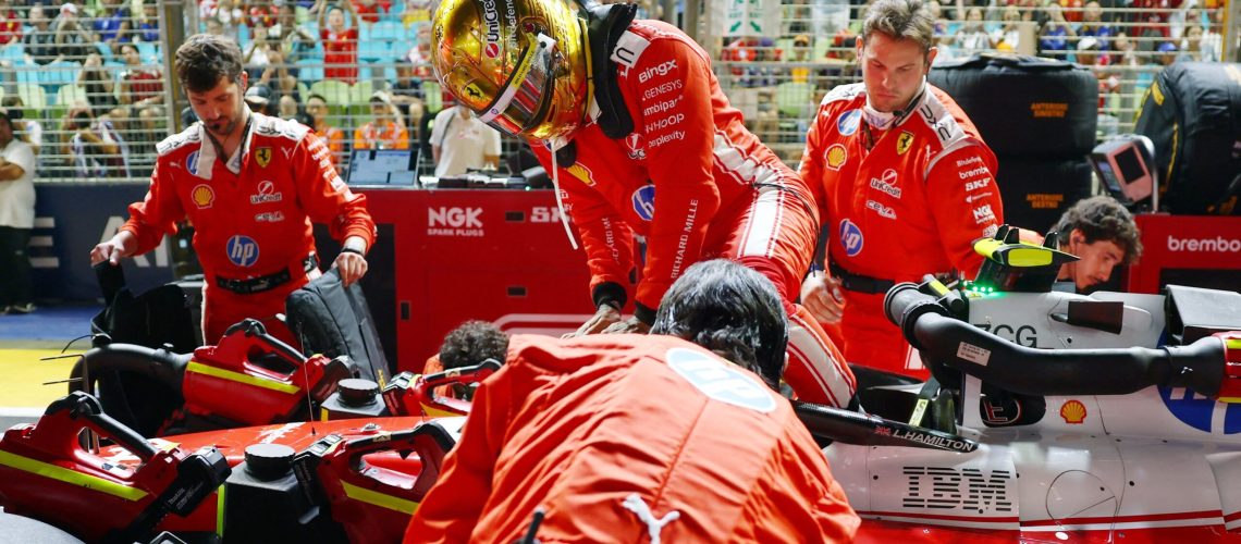 Crece la interna en Ferrari: Lewis Hamilton ignoró una orden del jefe de equipo en el GP de Singapur de F1
