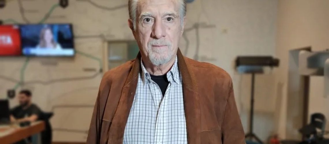 353402_crop_142225_lg