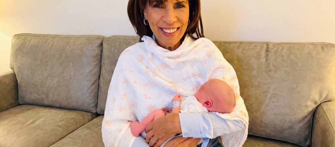 Anamá Ferreira presentó a su nieta Amalia Josefina y emocionó a sus seguidores: “Con el corazón lleno”