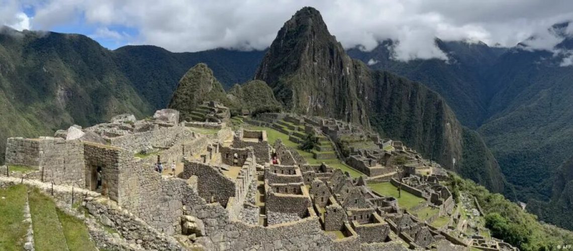 64721718_1004-914x400