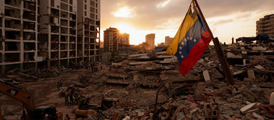 Controles nulos y escombros: el resultado de las construcciones chinas en La Guaira, el núcleo del sismo en Venezuela