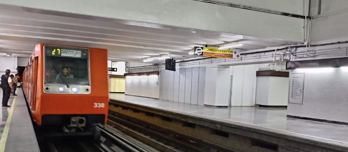 ¿Qué está pasando en el Metro CDMX y Metrobús hoy 18 de septiembre? Se reportan atrasos en Línea 3