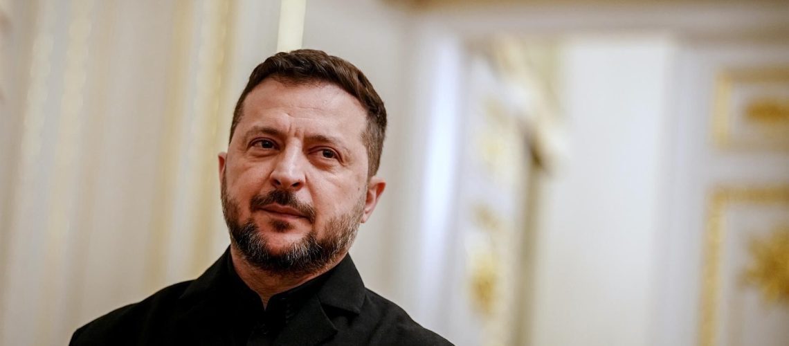 Zelenski reivindica los ataques a instalaciones petrolíferas en Rusia como "respuesta" a golpes en el mar Negro