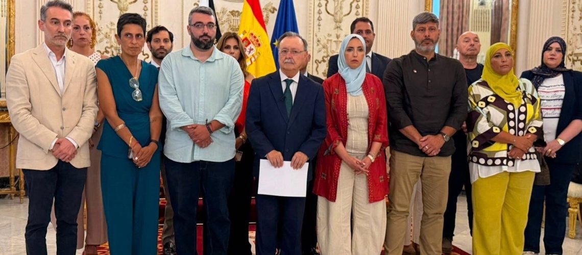 Todos los partidos de Ceuta reclaman al Gobierno la declaración de emergencia nacional ante la crisis migratoria
