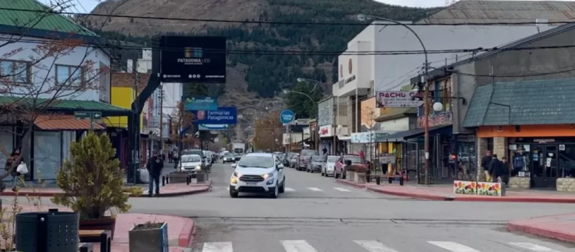 esquel-comercios-centrojpeg