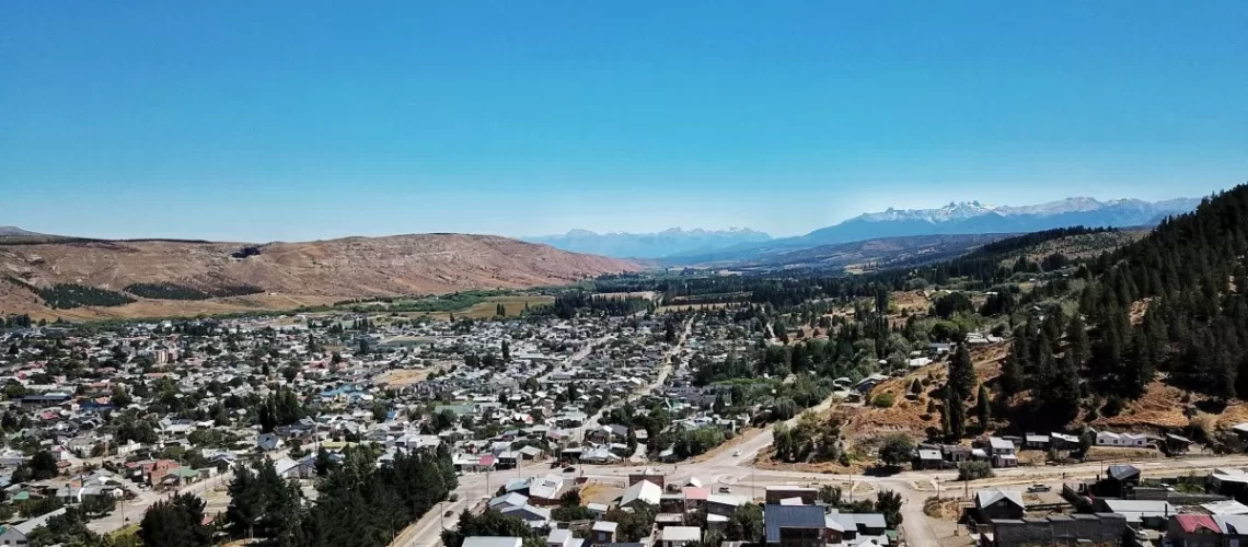 esquel-drone-verano-calor-despejado-climajpeg