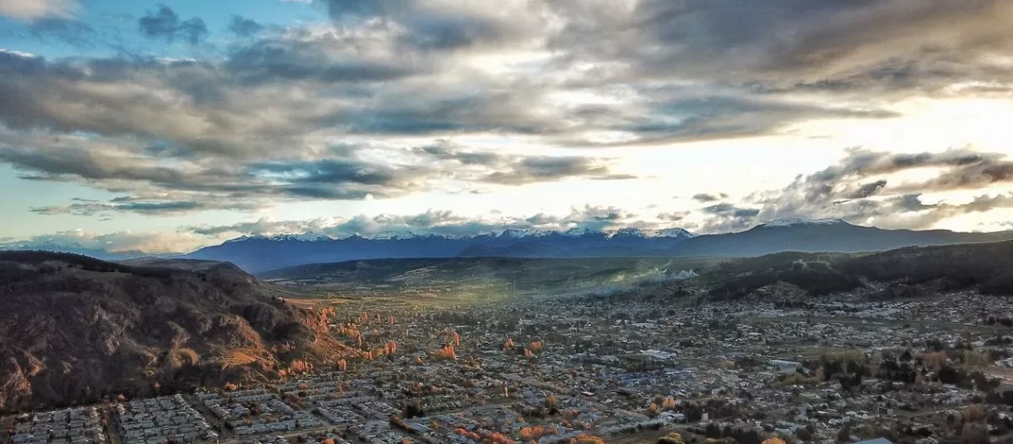 esquel-nubes-montanas-amanecerjpg