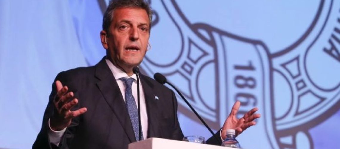 sergio-massaa-696x392-1